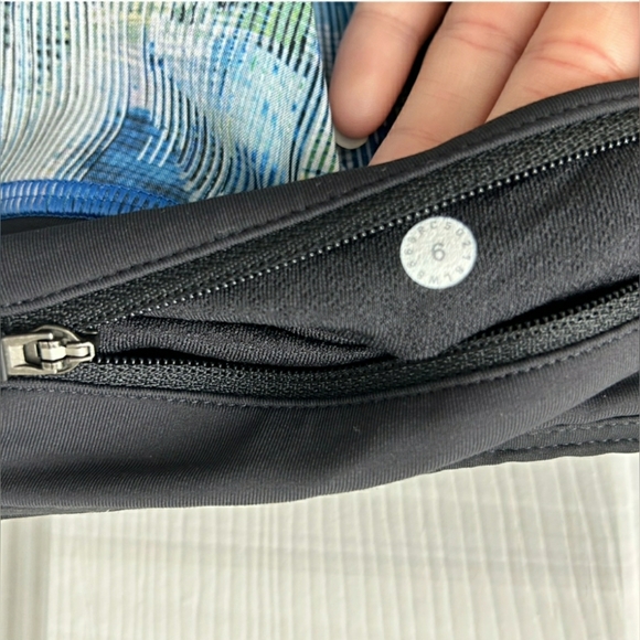 Luluemon Pace Rival Skirt Skort Floral Blue Sz 6 - Picture 5 of 6